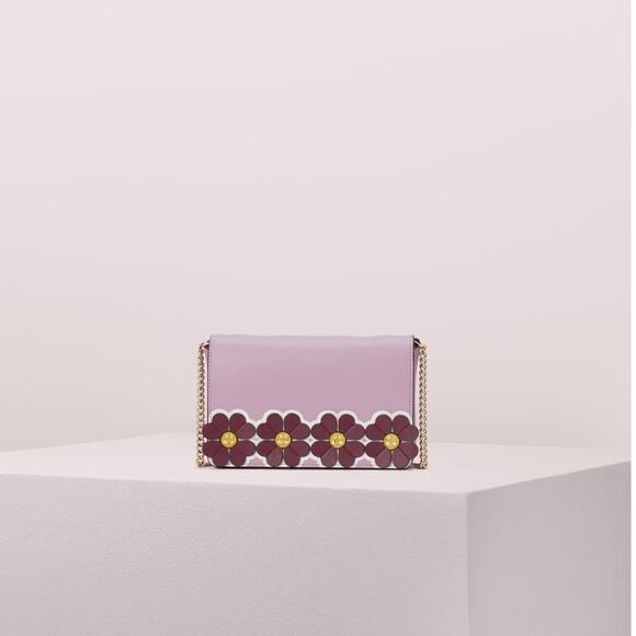 NWT Kate Spade Sylvia Graphic clover appliqué chain wallet - Picture 7 of 8